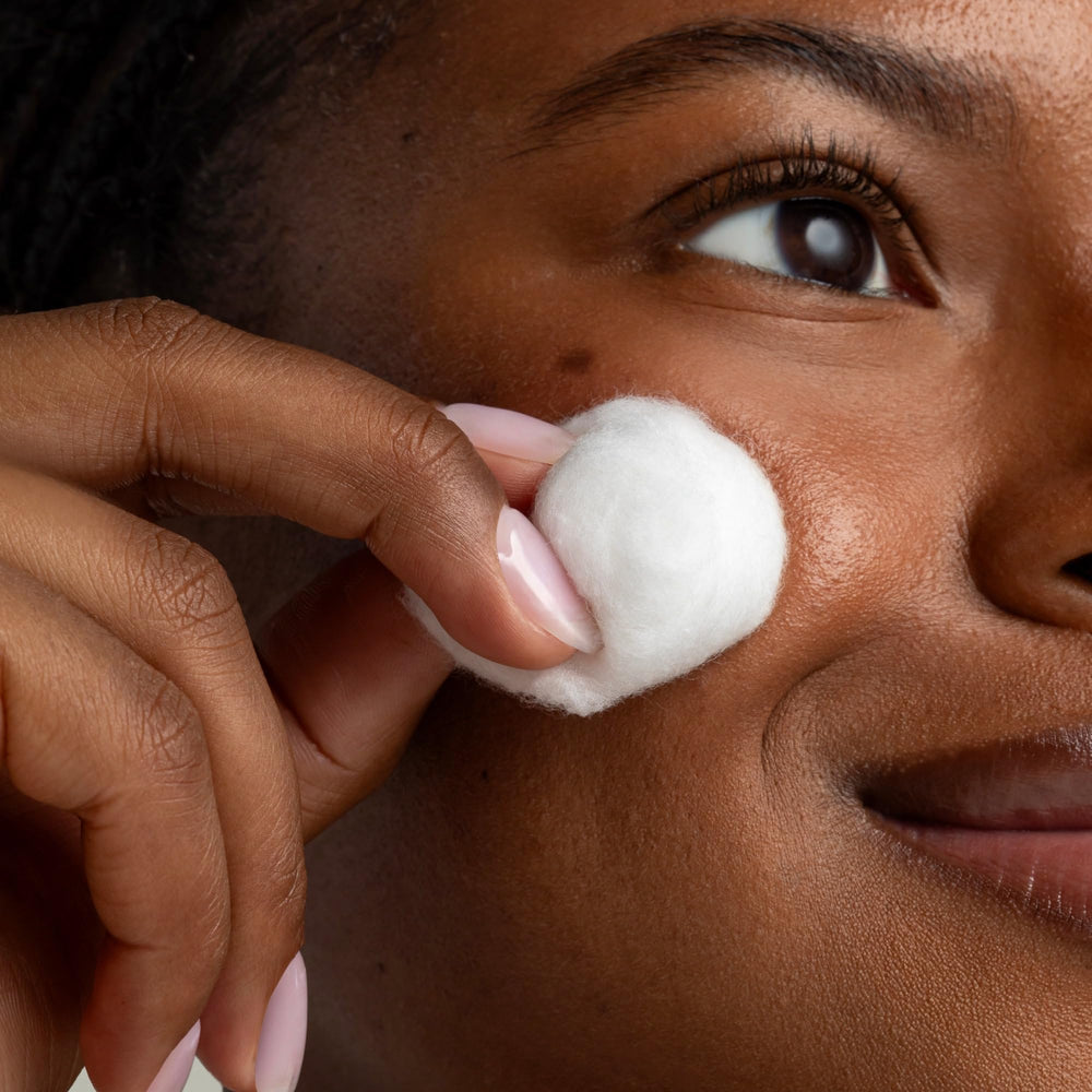 Cliganic 1x1 inch jumbo cotton balls offer fast coverage for routines.