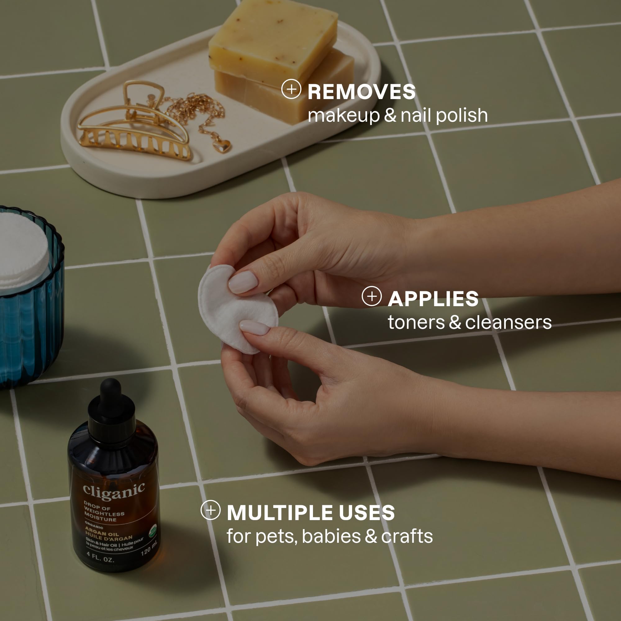Cliganic hypoallergenic rounds help sensitive skin during skincare routines.