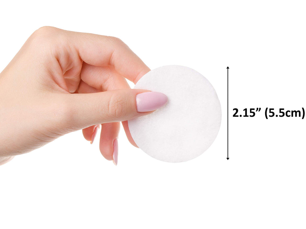 Hypoallergenic cotton pads from Cliganic for sensitive skin cleansing.