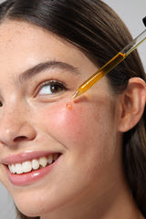 Uso capilar con Tamanu Oil de Cliganic para brillo natural.