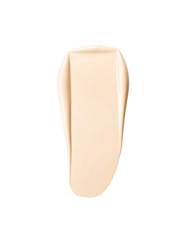Creamy texture close-up of Clinique Acne Solutions Liquid Foundation for smooth blending.