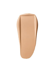 Clinique Acne Solutions Liquid Makeup application shows blendable coverage for blemish-prone skin.
