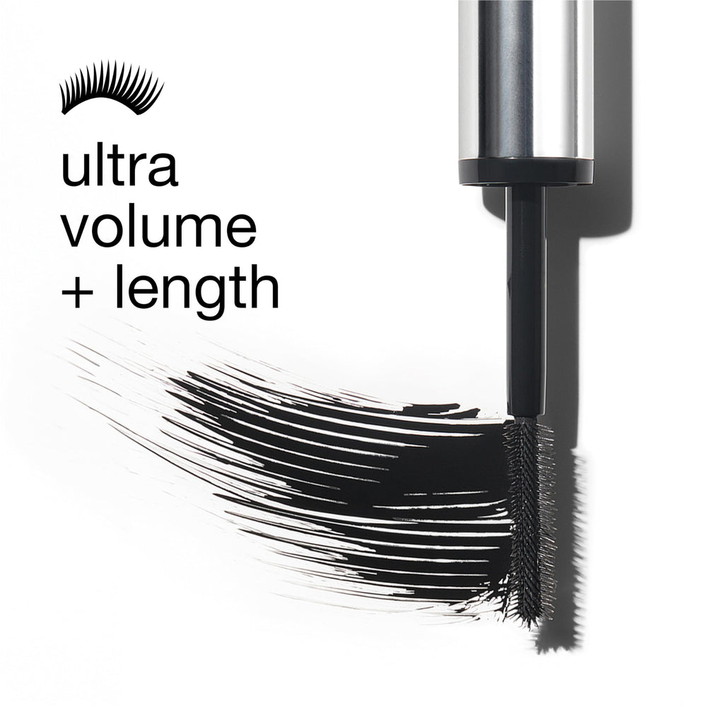 Clinique Chubby Lash safe for sensitive eyes, offering comfortable wear.