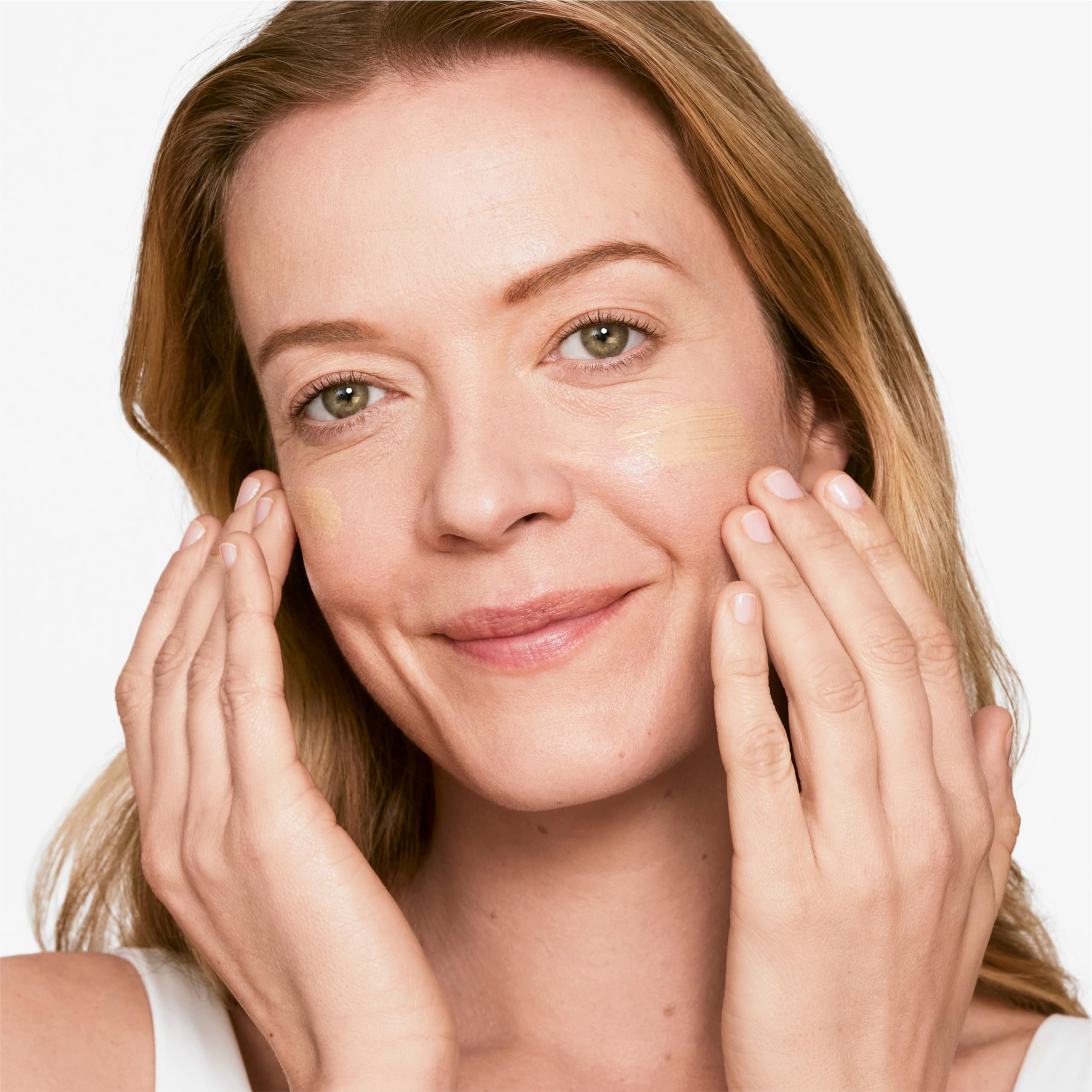 Clinique City Block Sheer SPF 25 offers broad-spectrum protection
