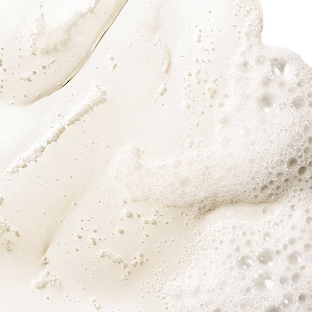 Clinique For Men oil-control face wash foam shows gentle lather for daily use.
