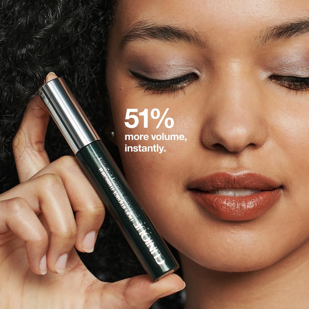 Clinique High Impact Mascara soft fiber brush defines and separates lashes.