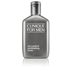 Clinique para Hombres tonico exfoliante controla el aceite y deja la piel refinada.
