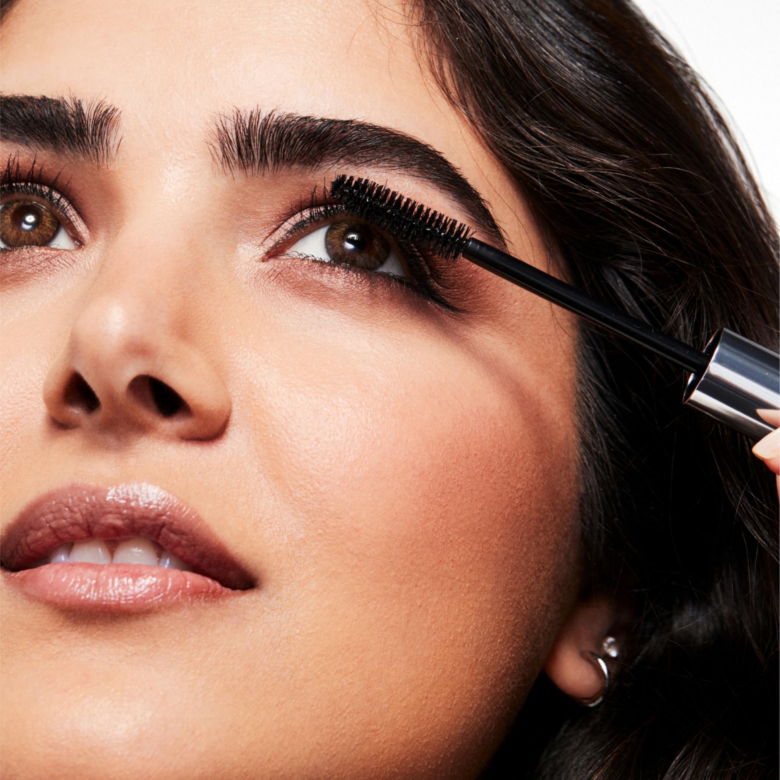 Clinique Lash Doubling Mascara on lashes demonstrating enhanced definition.