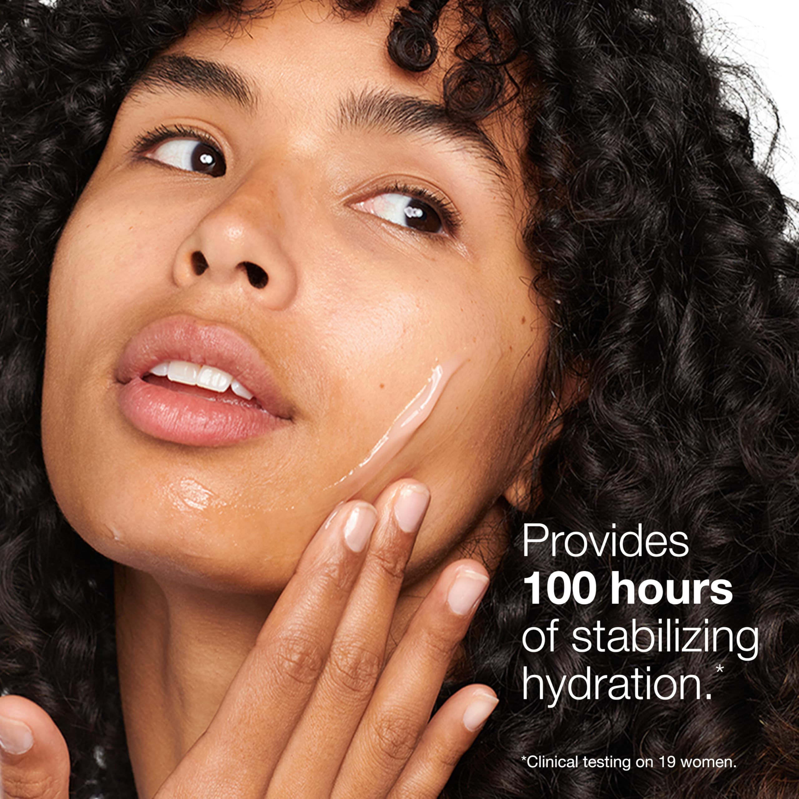 Clinique Moisture Surge 100H aloe bioferment detail highlights soothing, moisture-attracting ingredients.