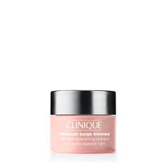 Clinique Moisture Surge Intense crema-gel con aloe y cica hidrata y suaviza la piel.
