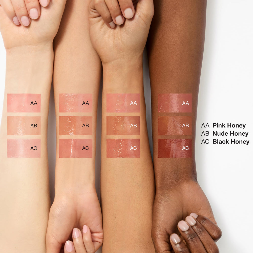 Clinique Pop Lip + Cheek close-up on lip with dewy Nude Honey finish