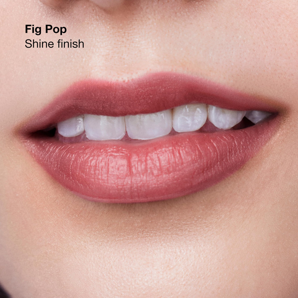 Clinique Pop Longwear Lipstick shine swatch on lips for luminous gloss.