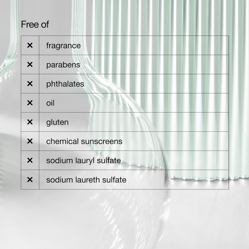 Clinique Redness Solutions base texture reveals oil-free, sheer green tint for even skin tone.