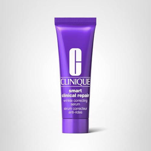 Clinique Smart Clinical Repair serum hydration glow on skin after use.