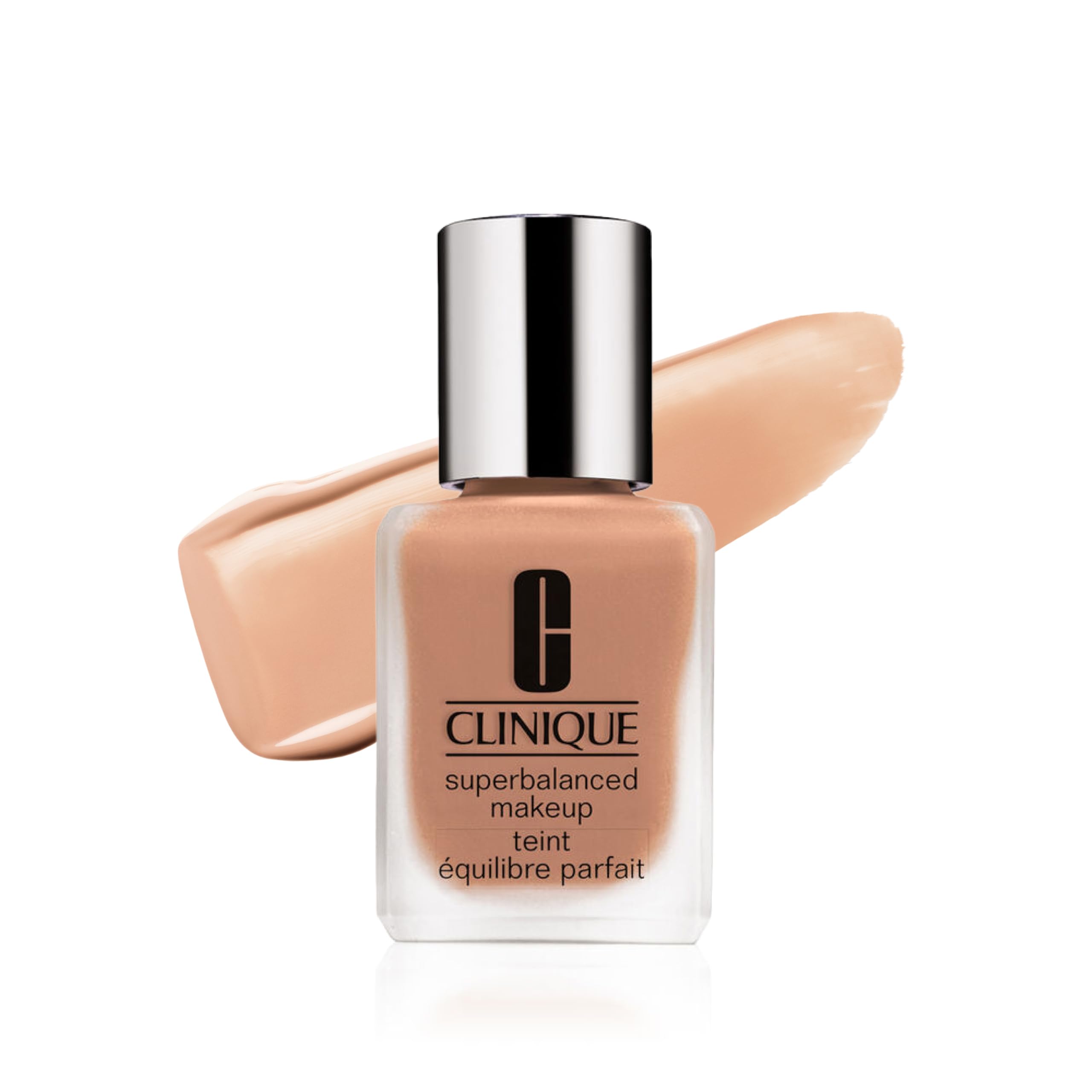 Clinique Superbalanced bottle pour demonstrates oil-free hydration for balanced skin.
