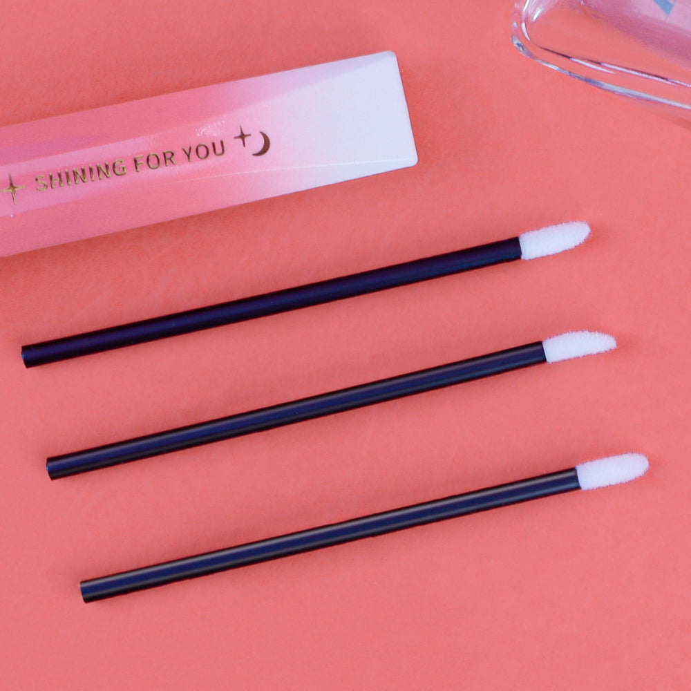 COCIDE lip brush application wand showing exact 3.56 inch length for control.