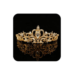 COCIDE Tiara dorada con cristales, vista frontal, ideal para bodas.