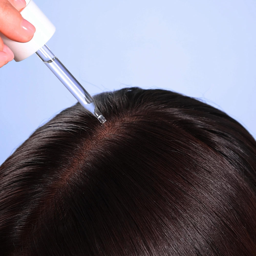 Lightweight, non-greasy serum ideal for daily use