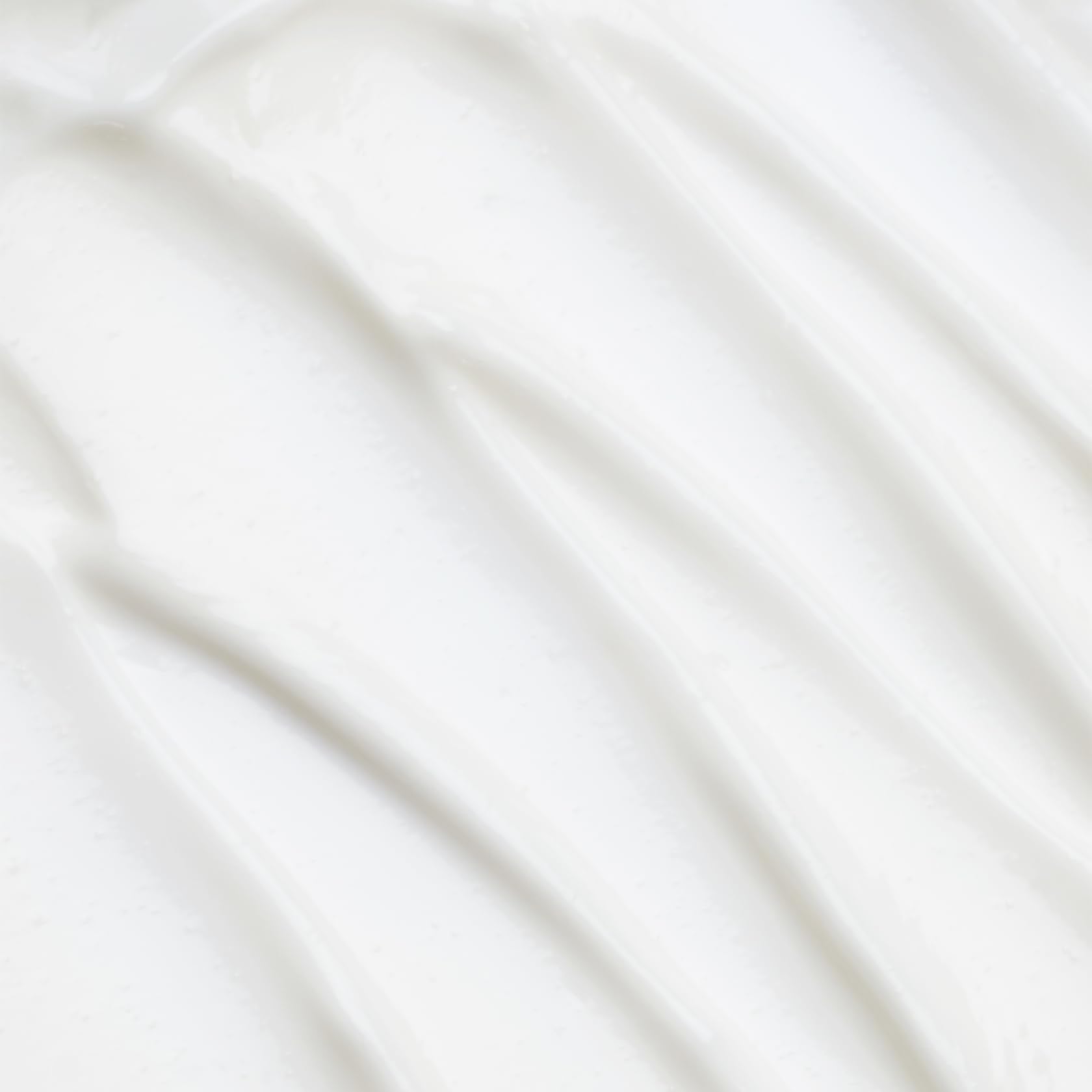 Rápida absorción de Cocokind Sake Body Lotion, piel suave.
