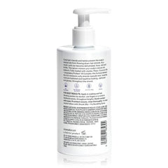 COLOR WOW Curl Wow Flo-etry serum on hair delivers hydrating shine without heaviness