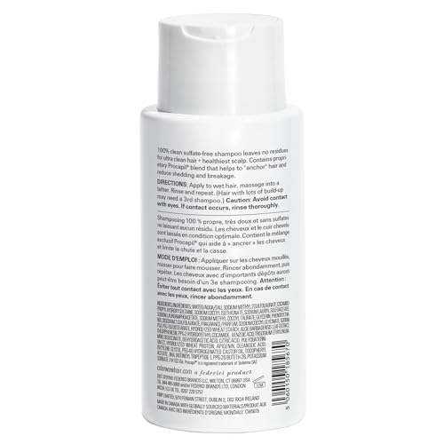 COLOR WOW Curl Wow Hooked lather demonstrates rich cleansing without residue