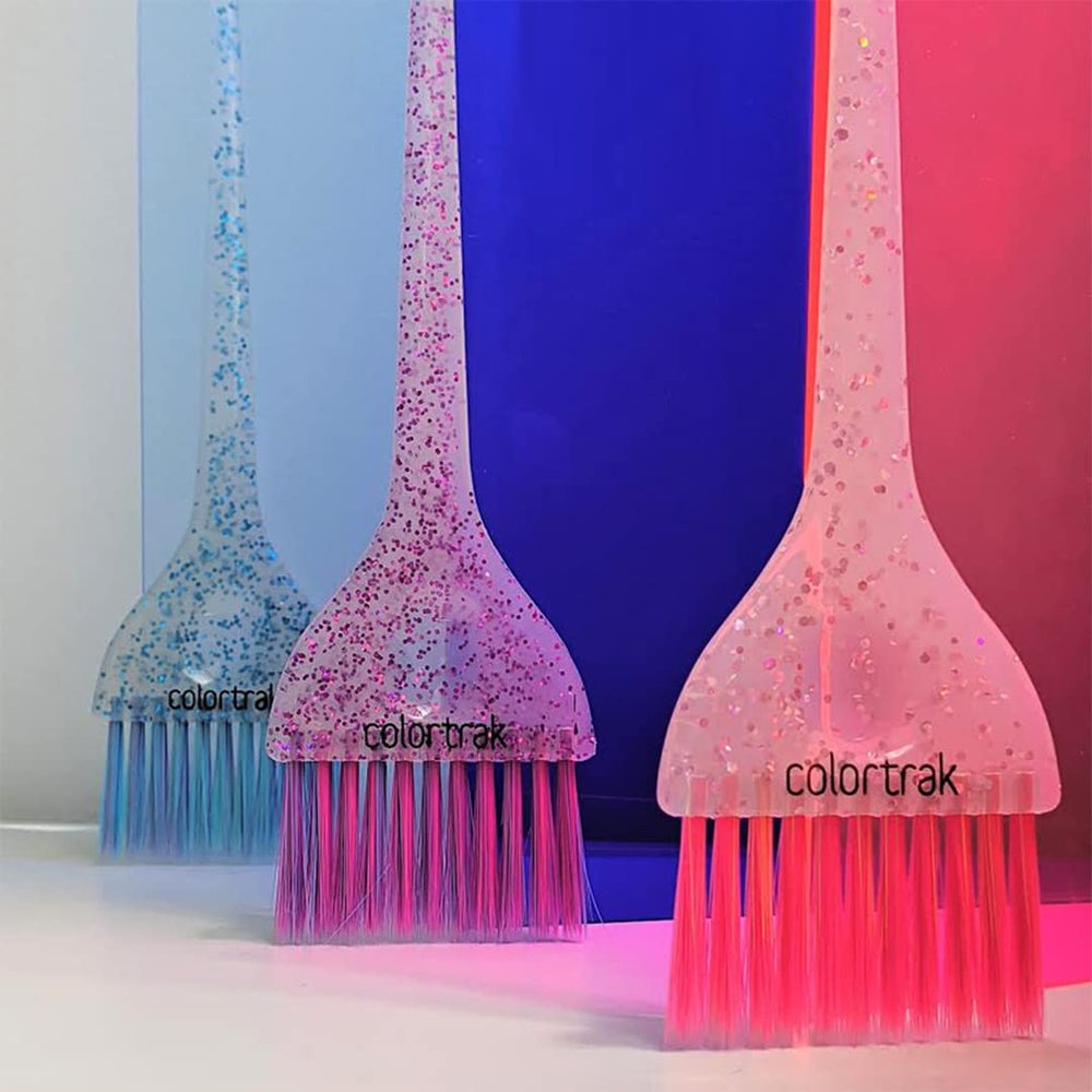Colortrak ergonomic thumb-indent handle reduces hand fatigue during coloring.