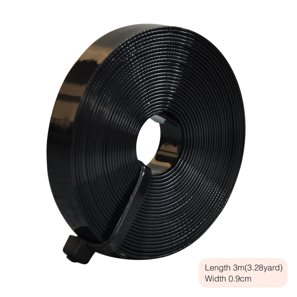 ColorYoung keratin glue roll with 0.9 cm width enables precise application.