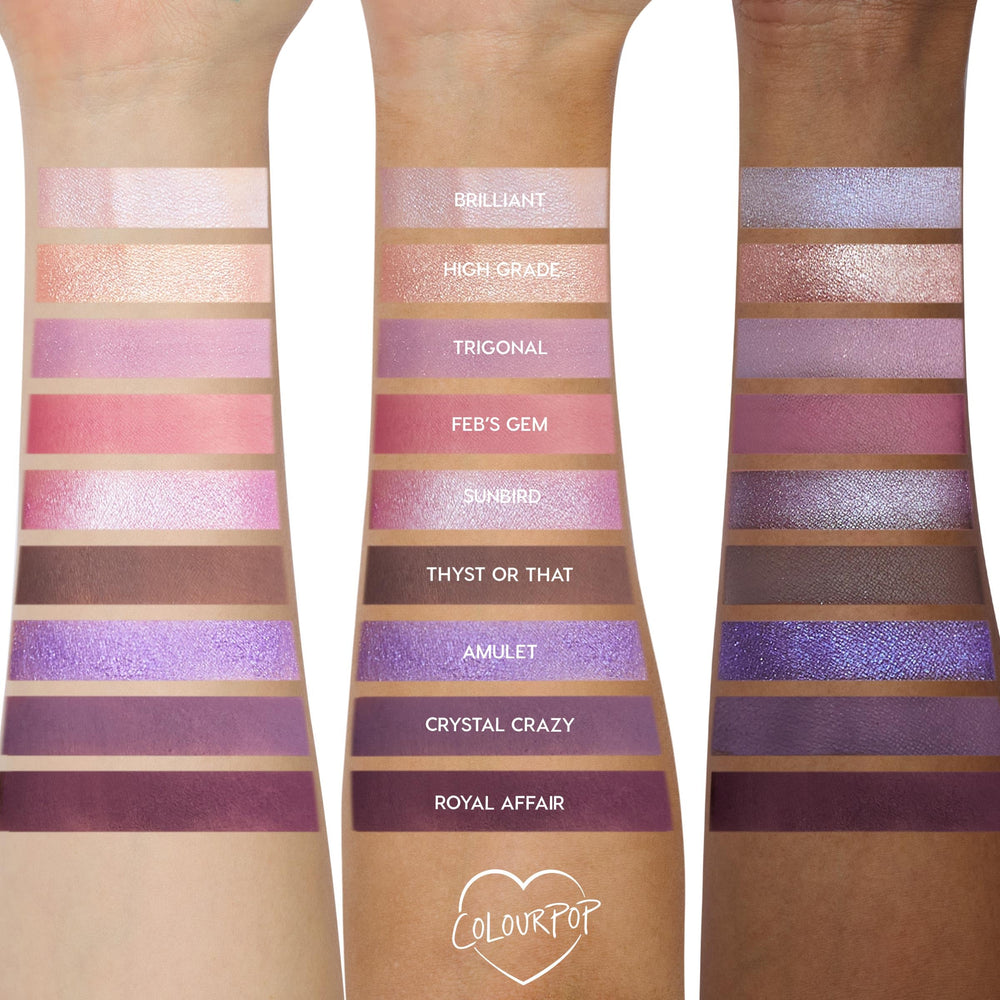 ColourPop All Amethyst Palette: look de ojos con acabado duo cromo para efecto magnético.