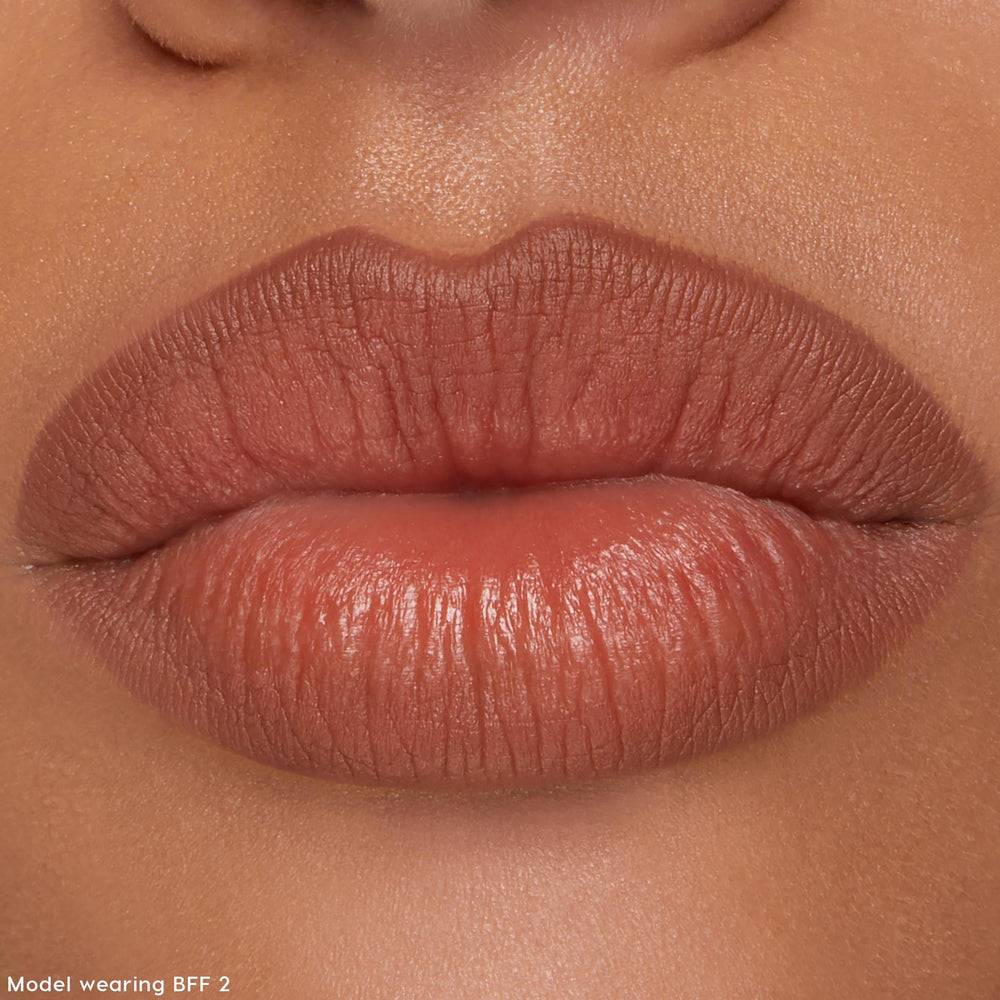 Colores intensos del ColourPop All My BFFs Lippie Lapiz Kit para look audaz.