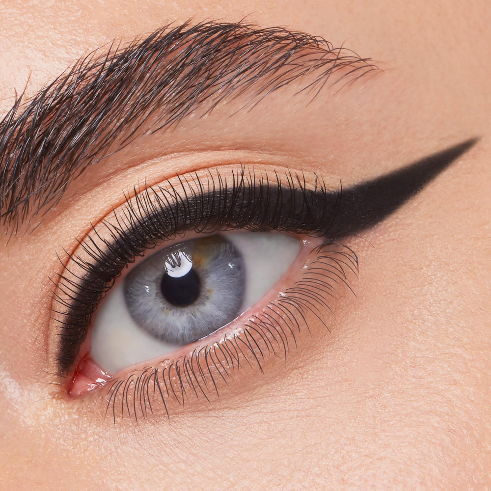 ColourPop BFF Crème Gel Liner Swerve all-day wear keeps bold color intact.