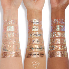 ColourPop Disco Lady brillo de escote realza la piel con purpurina.