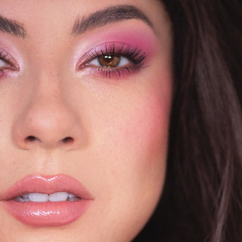 ColourPop Cloud Spun: detalle del empaque compacto.