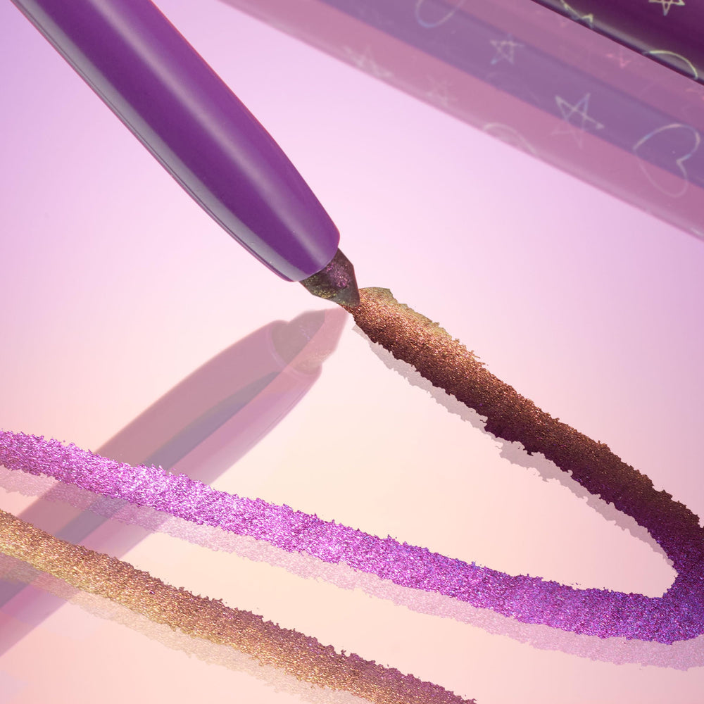 ColourPop Crème Gel Waterproof Chrome: diseño twist-up para aplicación sin sacapuntas.