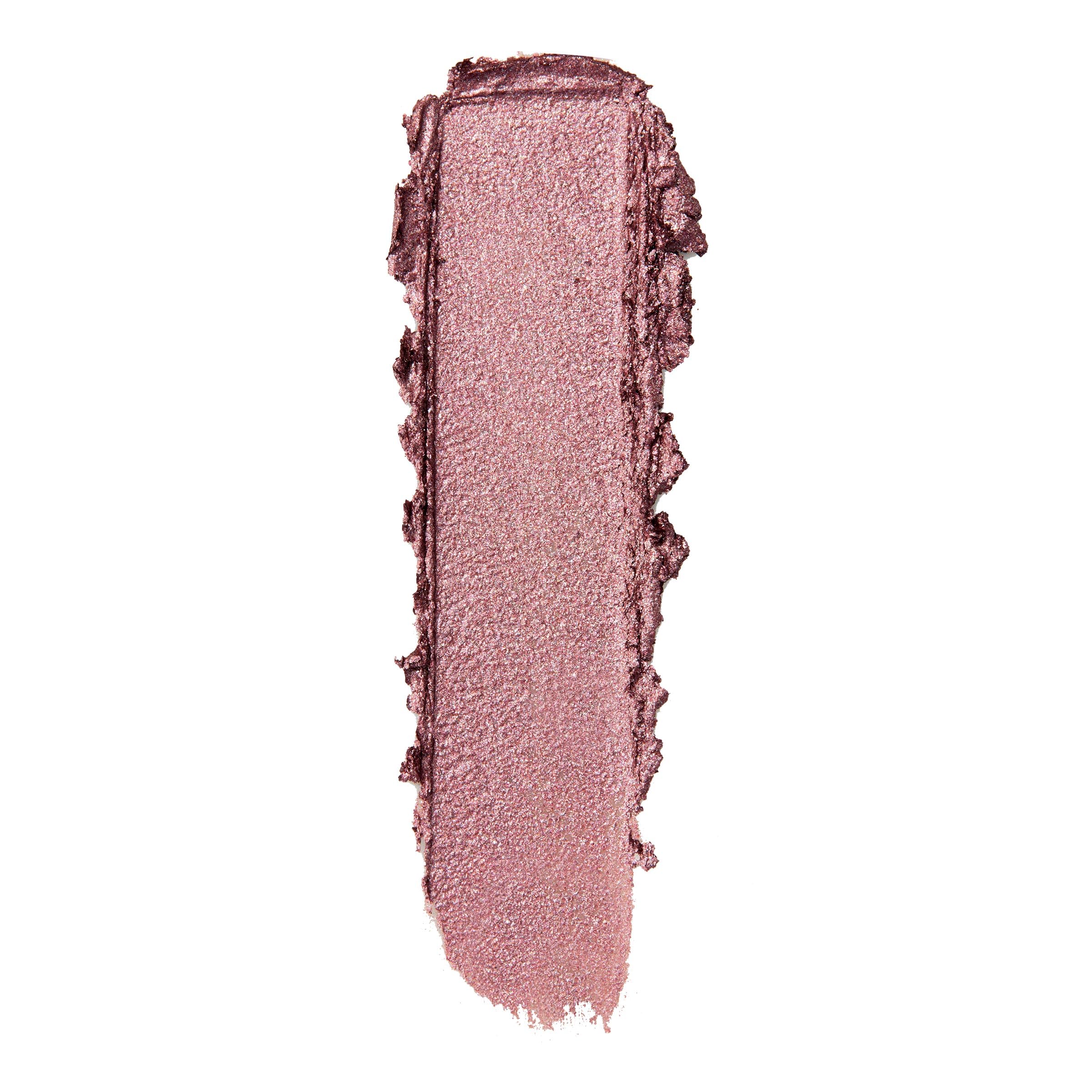 ColourPop Shadow Stix utilizado como base para tono intenso