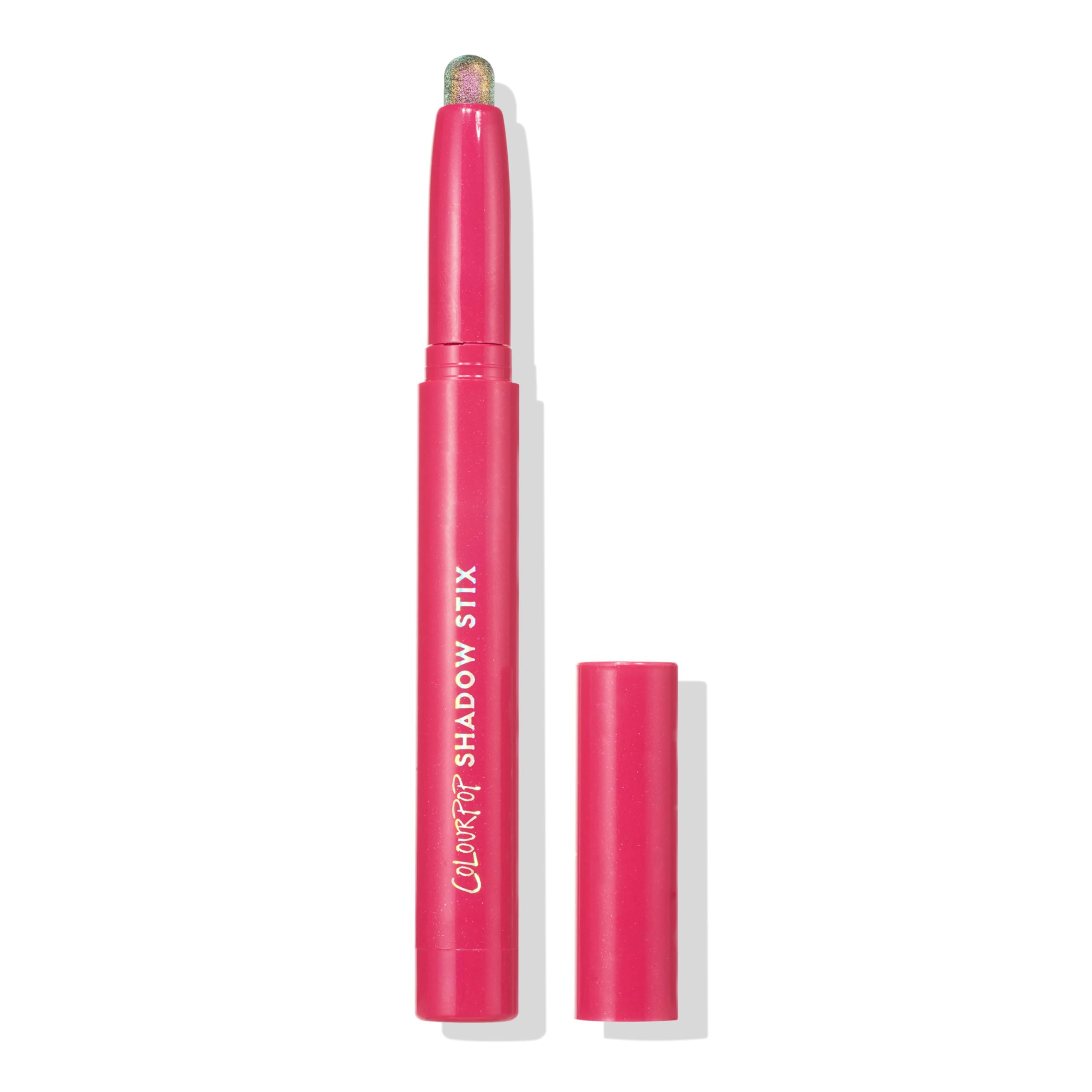 ColourPop Shadow Stix, primer de párpados recomendado para color vibrante.
