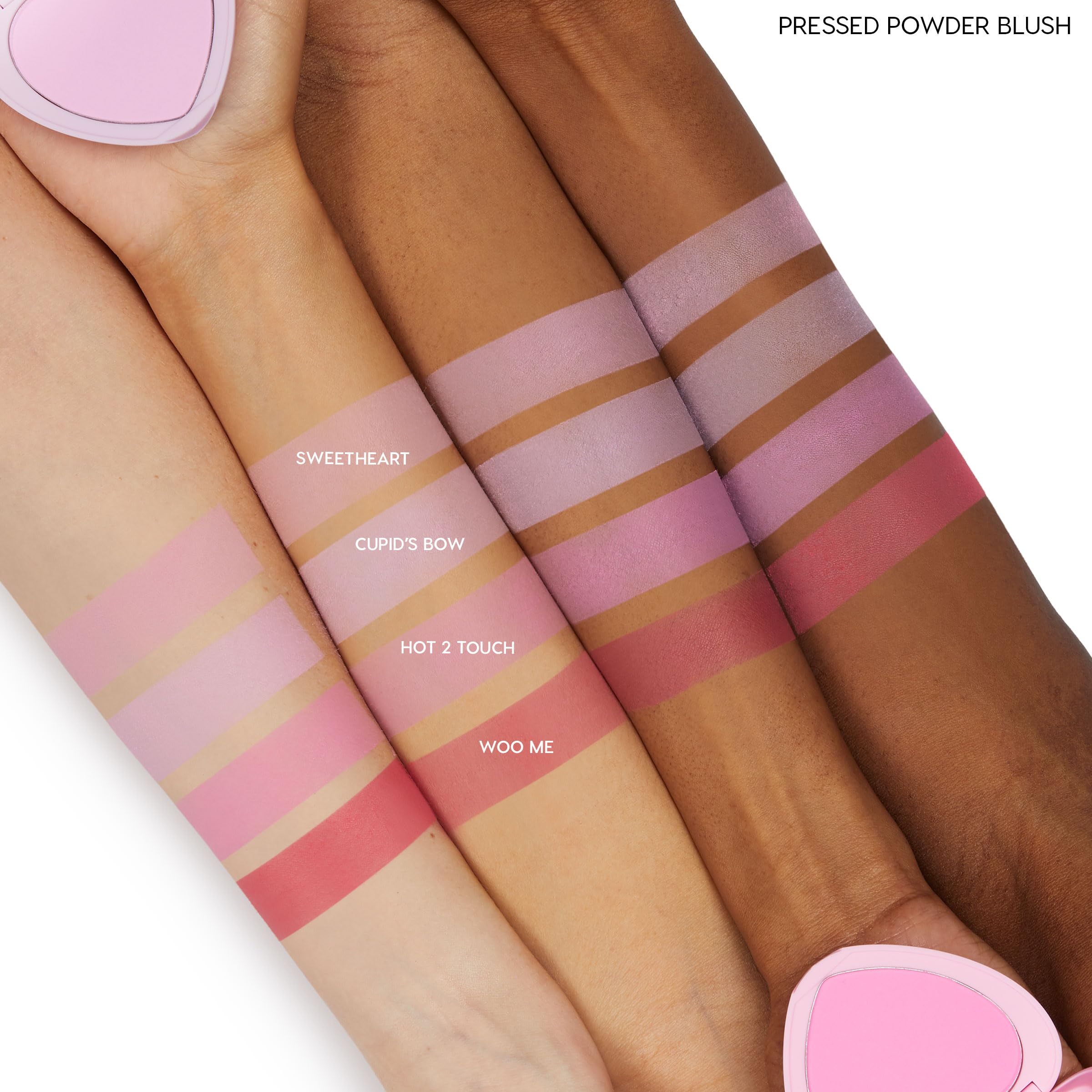 ColourPop Silky Powder Blush aplicación con brocha para un acabado suave