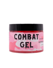 Combat Gel aplicación eficiente para un peinado rápido y definición precisa.