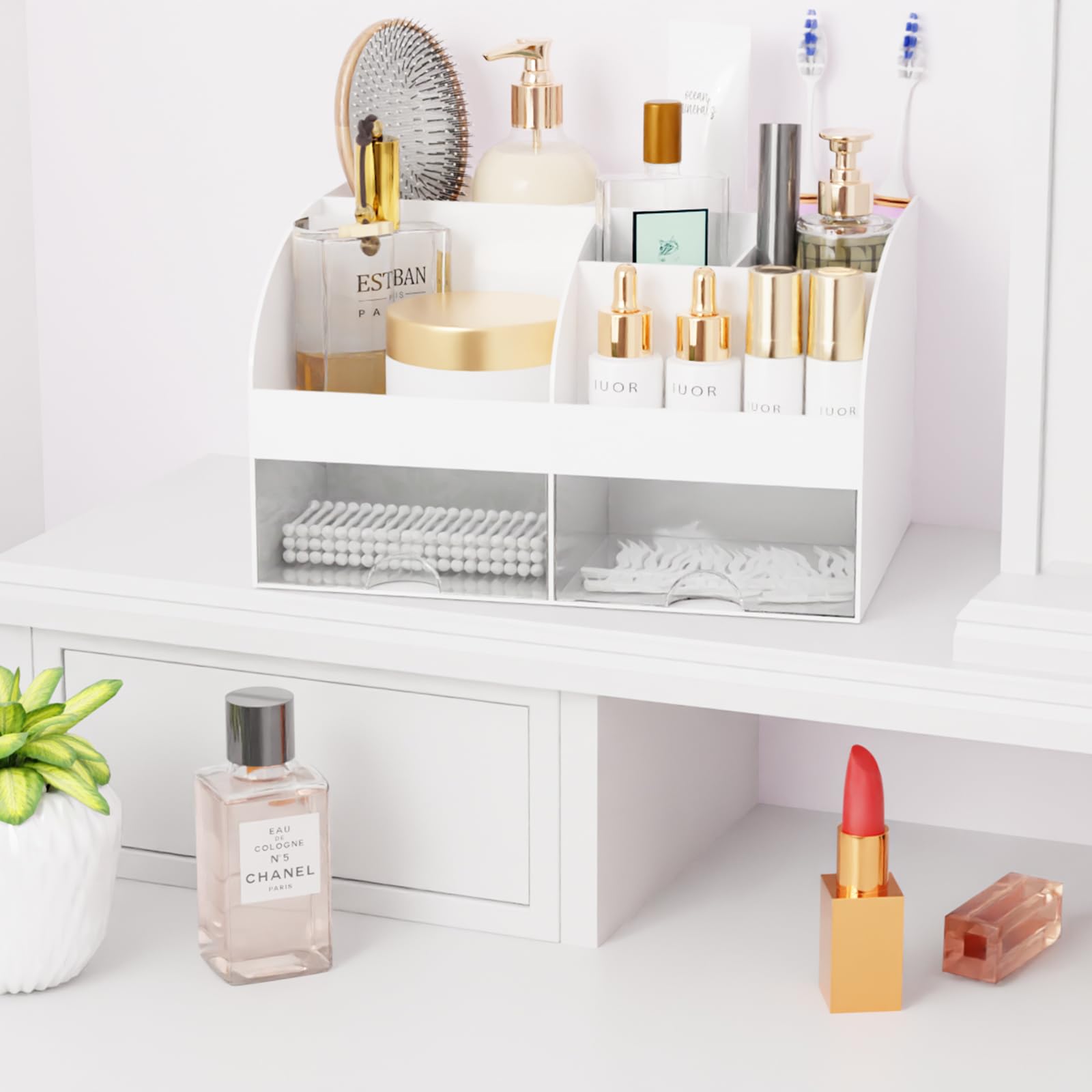 COMFYROOM keeps daily items within reach for quicker routines.