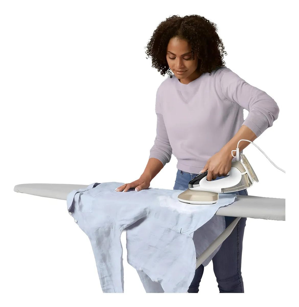 Conair 2-in-1 steamer-iron compact-design saves space for travel and storage