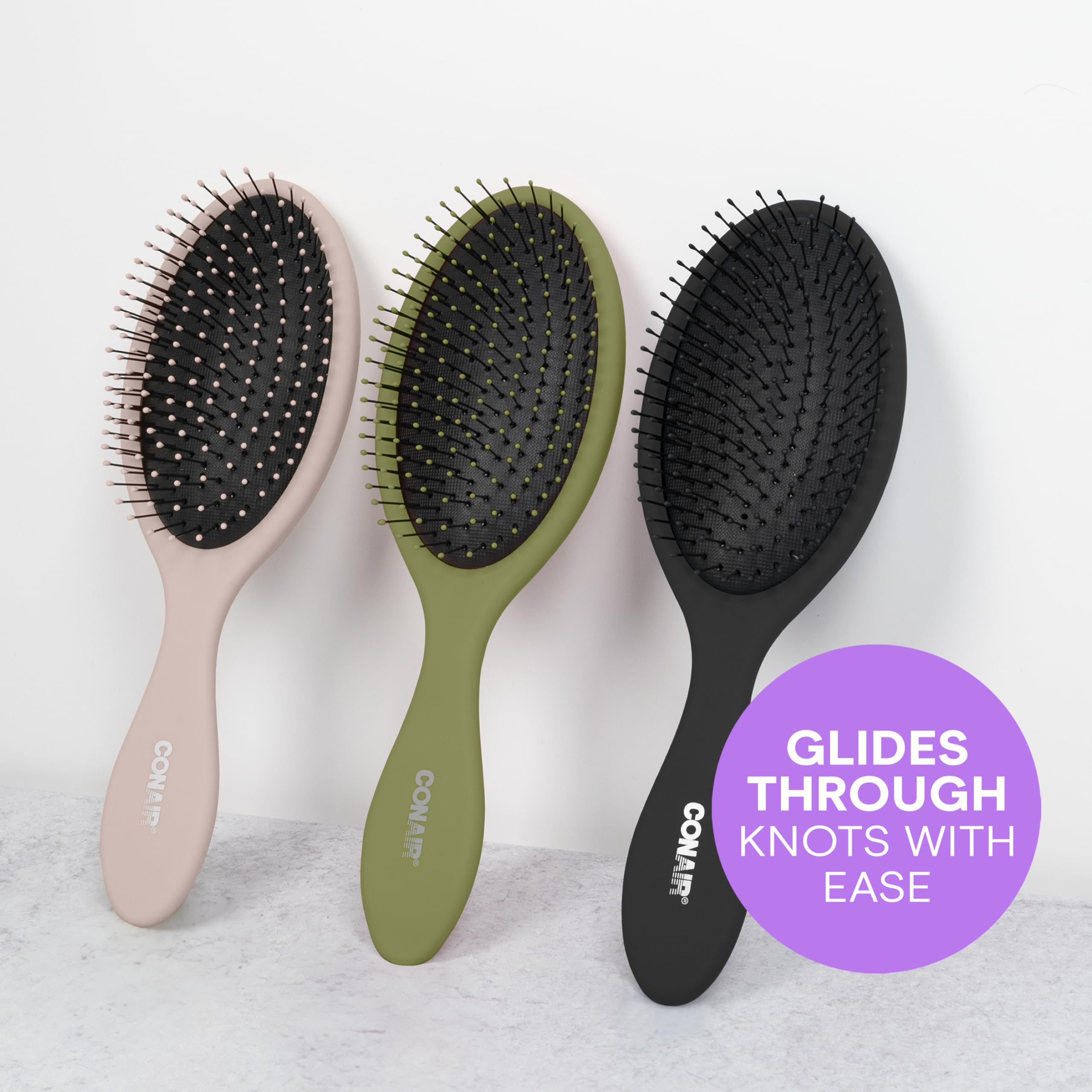 Women-friendly tool for quick detangling and tidy everyday routines.