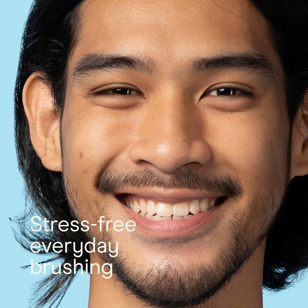 Conair Men brush designed for all hair types and styles.