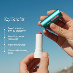 COOLA Liplux con cupuaçu, frambuesa y jojoba para suavidad