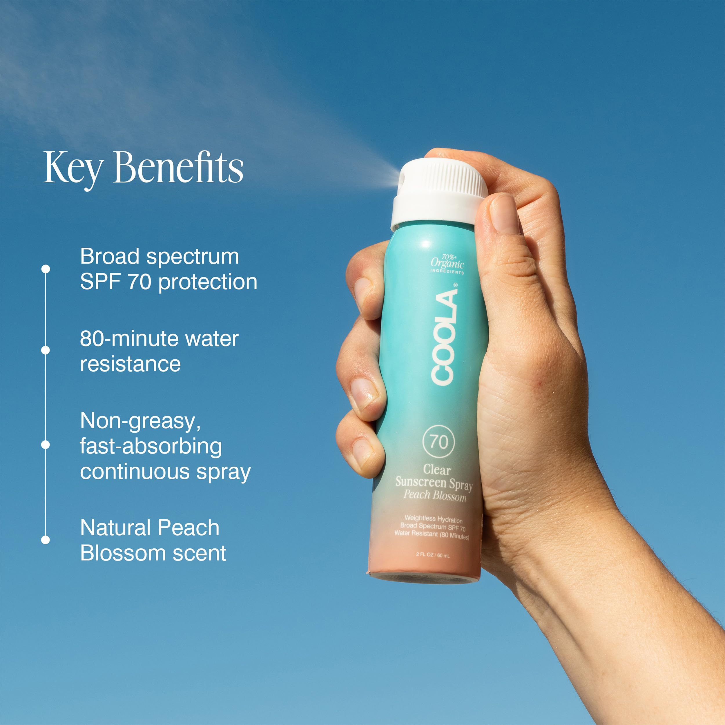 Aplicación rápida de COOLA spray en la piel durante días activos