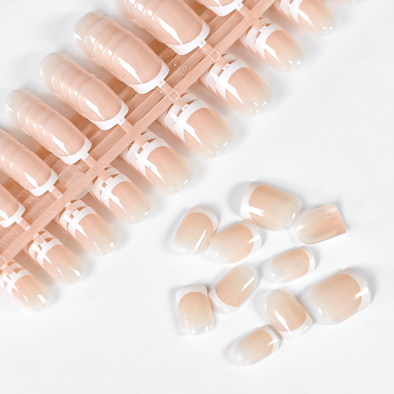 Coolnail adhesive tabs set enables damage-free, stick-and-go nail application
