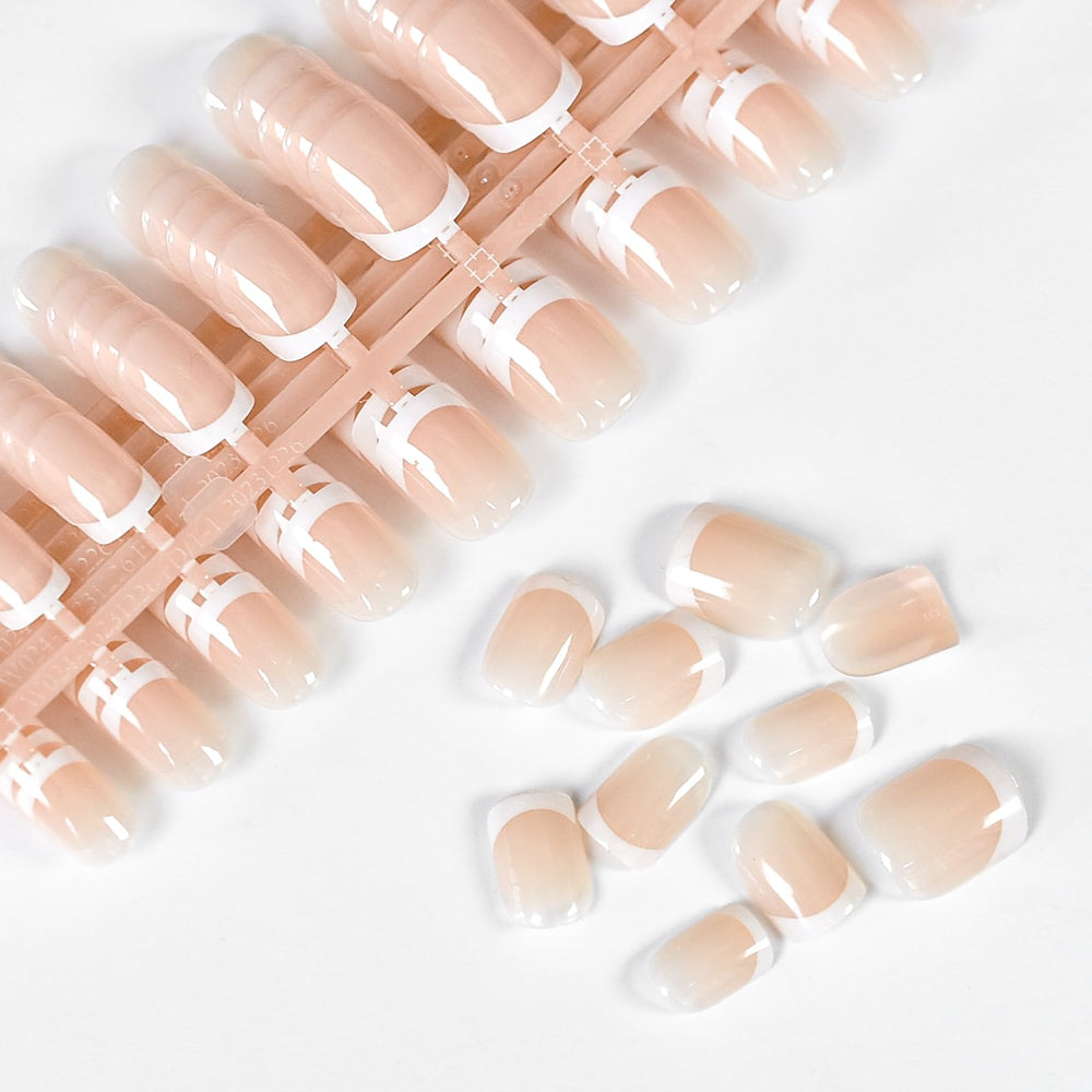 Coolnail adhesive tabs set enables damage-free, stick-and-go nail application