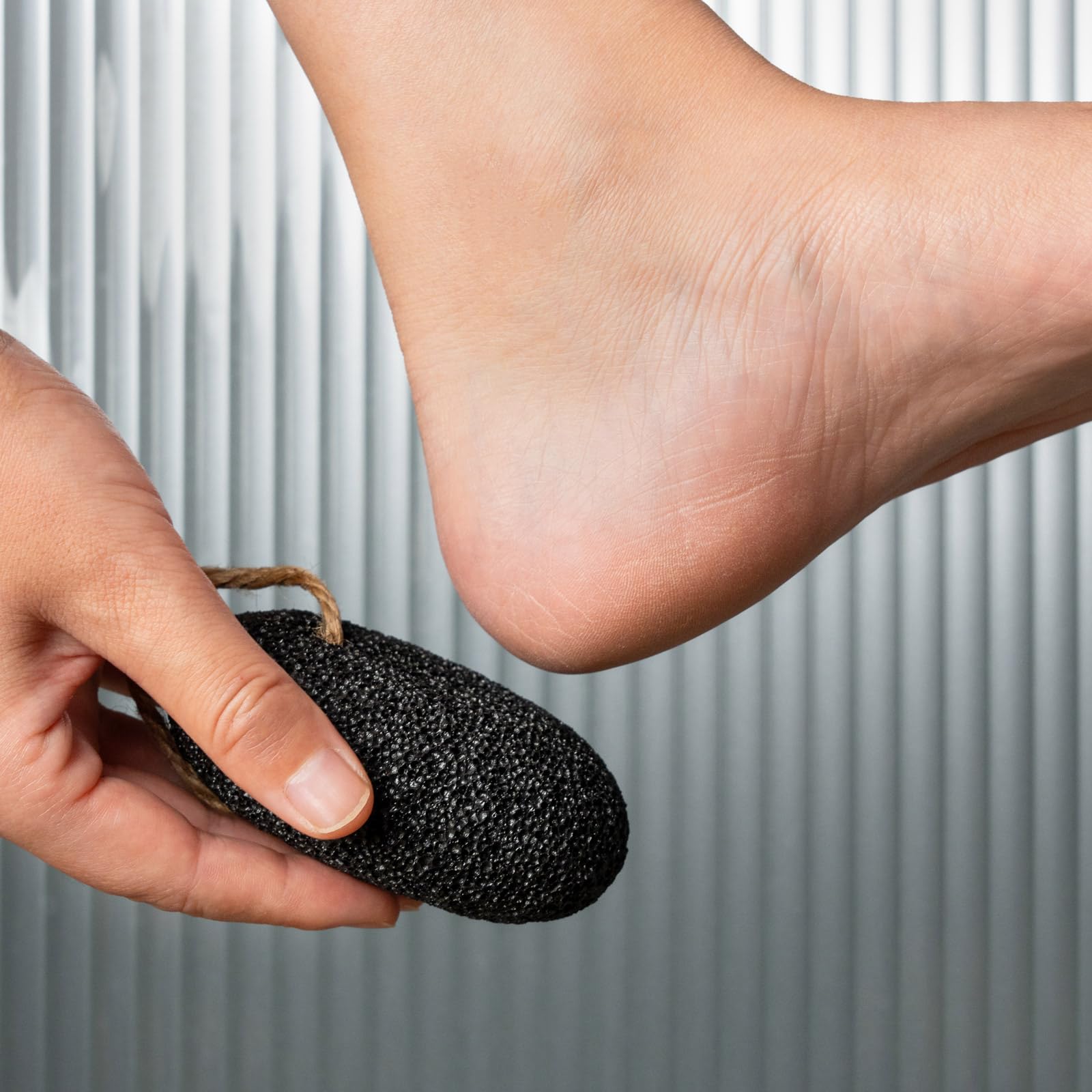 CopesFuda cone shape pumice stone reaches toe seams for thorough exfoliation