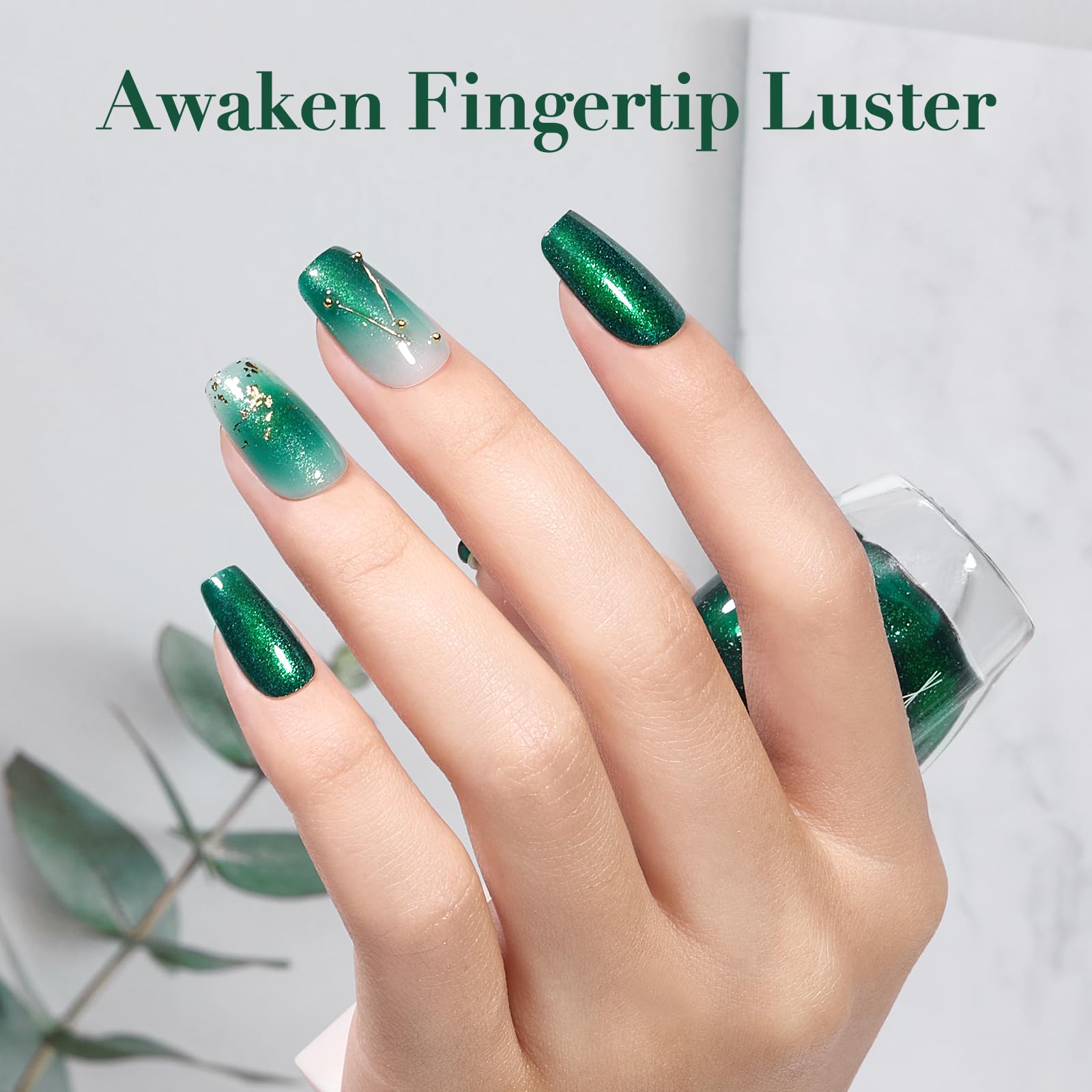 COSMOO Glitter Dark Green Nail Polish brush stroke reveals even application and glossy finish.