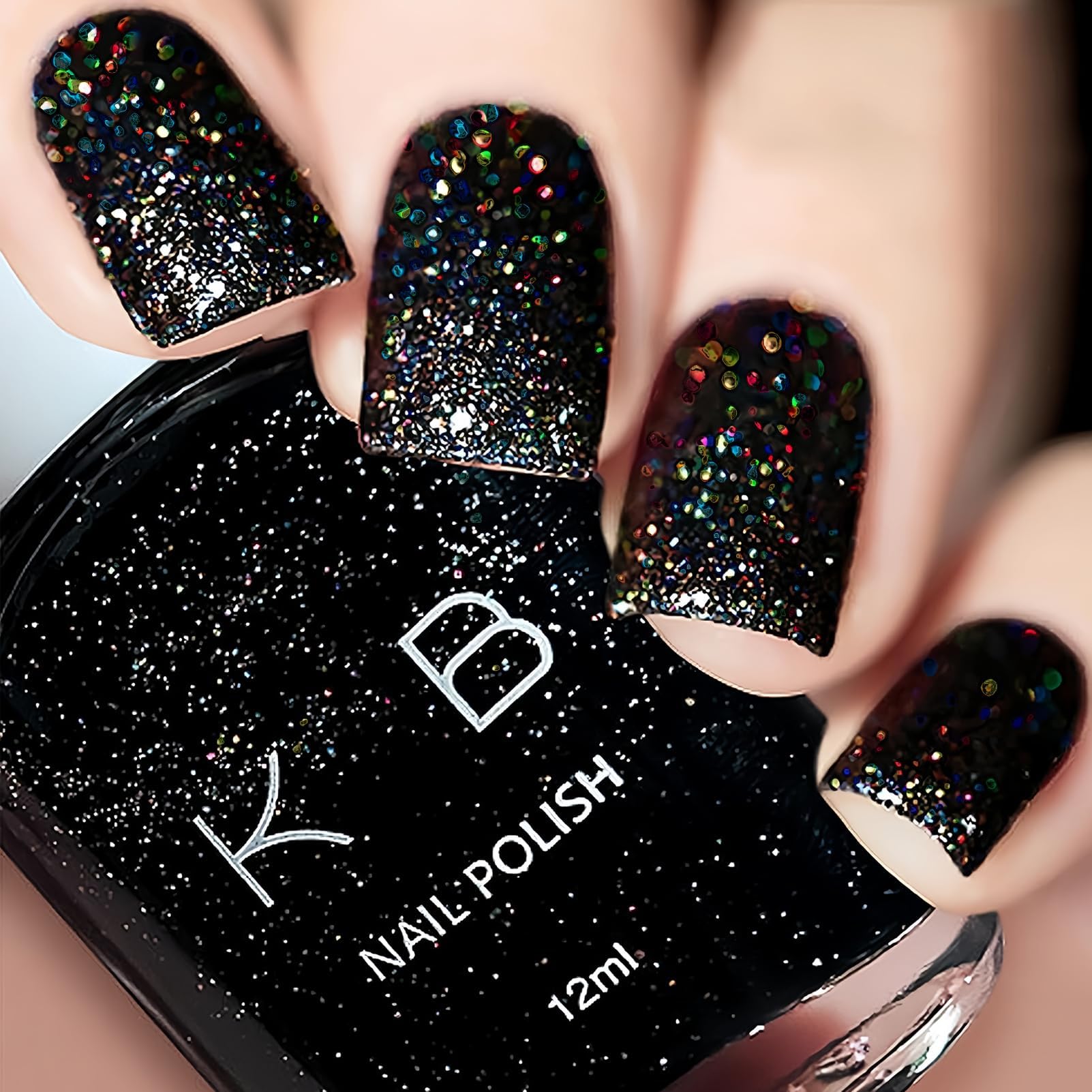 COSMOO healthy-look gloss and moisture for nails.