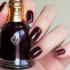 COSMOO quick-dry nail polish swatch with a glossy finish.