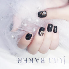 COSMOO vegan nail polish bottle with non-toxic formula for healthy nails.
